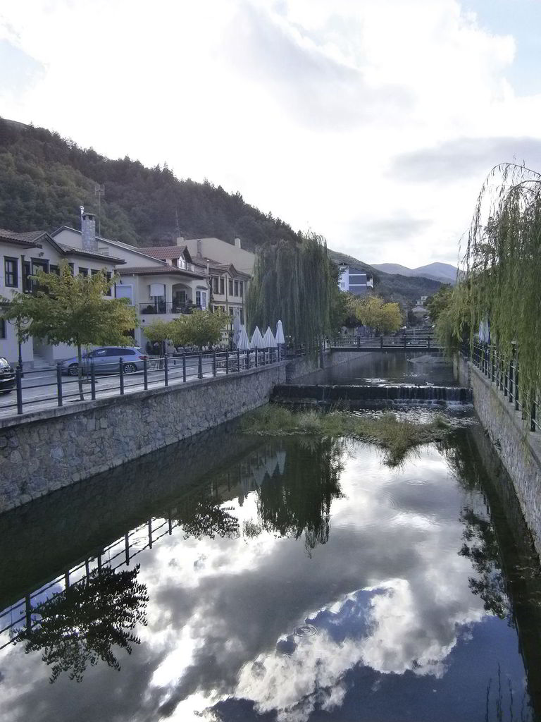 Ποταμός Σακουλέβας διαρρέει την πόλη της Φλώρινας.