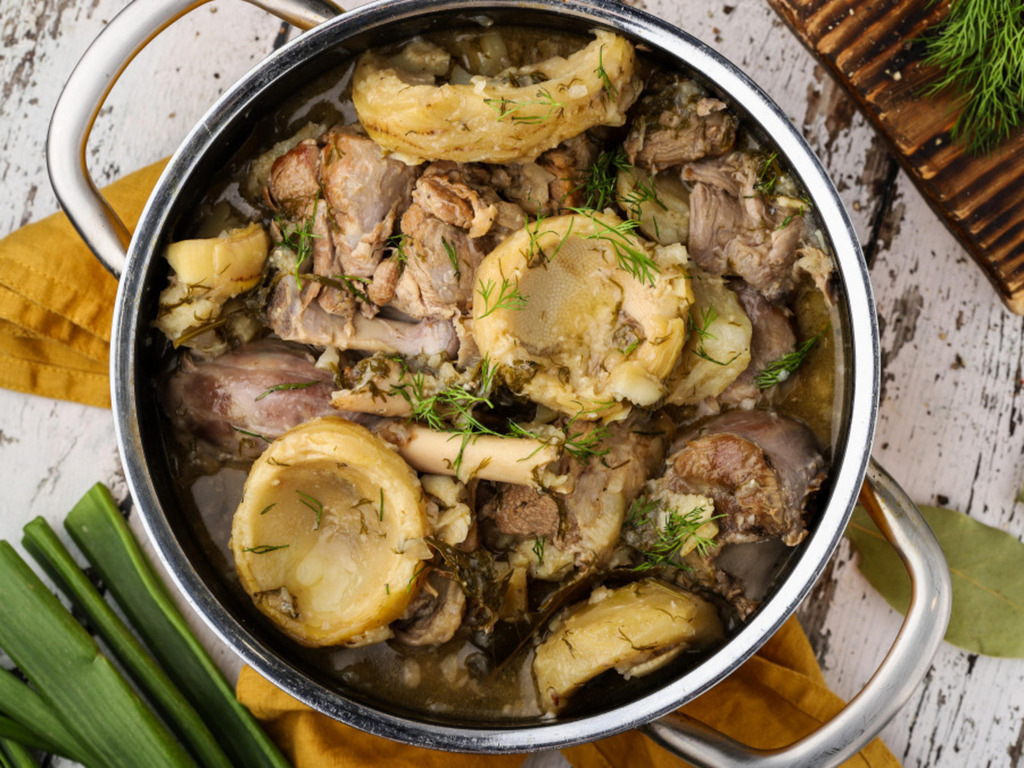 Κρέας με αγκινάρες