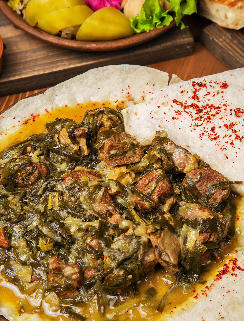 Κρέας με σταμναγκάθι