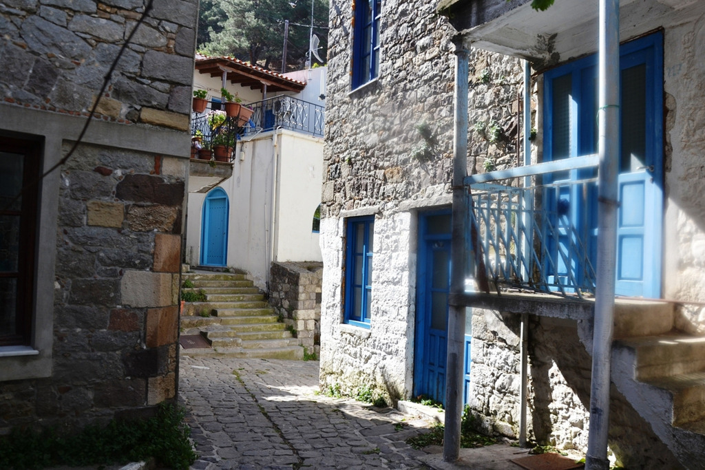 Από πράσινο, γαλάζιο